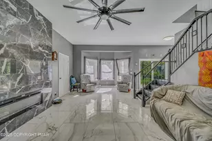 37 Mount Pocono Ct, Mount Pocono, PA 18344 - Photo 15