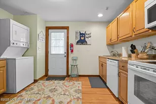 221 Upper Swiftwater Rd, Cresco, PA 18326 - Photo 21
