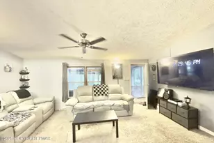 313 Harry Ln Ct, Stroudsburg, PA 18360 - Photo 7