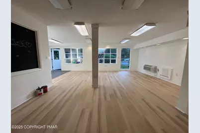  209 N 8th Street, Stroudsburg, PA 18360 - Photo 5