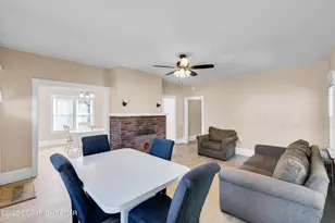 19 Smith St, East Stroudsburg, PA 18301 - Photo 5