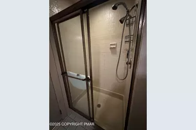  844 Crest Pines Lane, Pocono Pines, PA 18350 - Photo 23