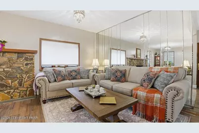  818 Thomas Street, Stroudsburg, PA 18360 - Photo 11