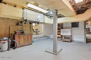 818 Thomas St, Stroudsburg, PA 18360 - Photo 57