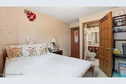  818 Thomas Street, Stroudsburg, PA 18360 - Photo 41