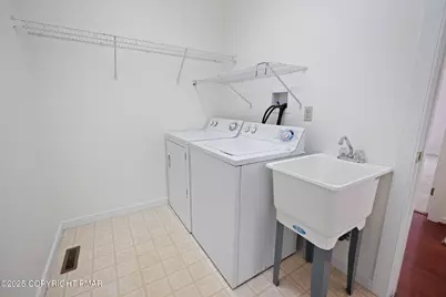  548 Pinecrest Drive, Pocono Pines, PA 18350 - Photo 51