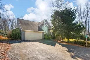 548 Pinecrest Dr, Pocono Pines, PA 18350 - Photo 7