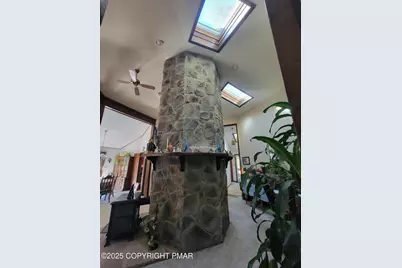  1670 Erie Court, Effort, PA 18330 - Photo 15