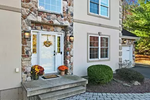 104 Wolf Hollow Rd, Lake Harmony, PA 18624 - Photo 9