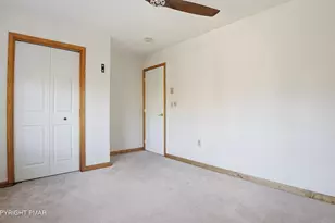 104 Wolf Hollow Rd, Lake Harmony, PA 18624 - Photo 37