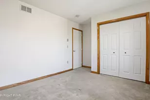 104 Wolf Hollow Rd, Lake Harmony, PA 18624 - Photo 41