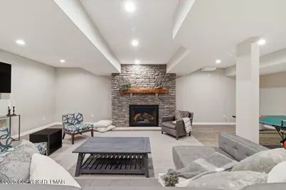  702 Fawn Circle, Buck Hill Falls, PA 18323 - Photo 3