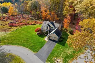 702 Fawn Cir, Buck Hill Falls, PA 18323 - Photo 35