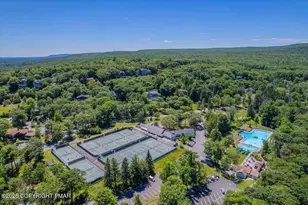 702 Fawn Cir, Buck Hill Falls, PA 18323 - Photo 47