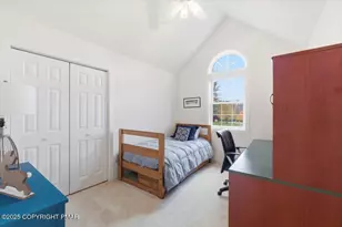 702 Fawn Cir, Buck Hill Falls, PA 18323 - Photo 27