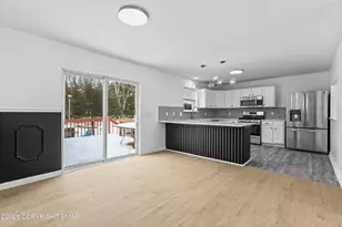 1123 Chickadee Dr, Pocono Summit, PA 18346 - Photo 13