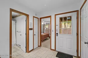 479 Spruce Dr, Tannersville, PA 18372 - Photo 5