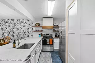 479 Spruce Dr, Tannersville, PA 18372 - Photo 11