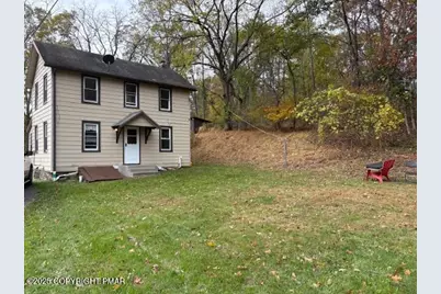  207 Munch Drive, Henryville, PA 18332 - Photo 1