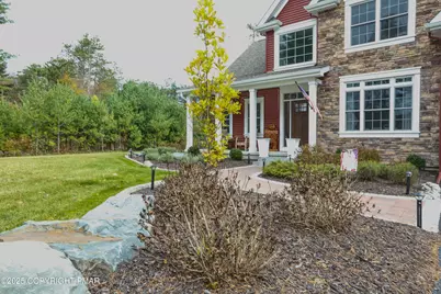  105 Cambridge Court, Blakeslee, PA 18610 - Photo 3