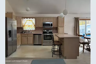  329 Kilmer Trail, Albrightsville, PA 18210 - Photo 9