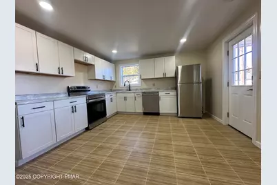  277 S Courtland Street, East Stroudsburg, PA 18301 - Photo 15