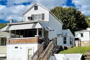 105 E Columbus Ave, Nesquehoning, PA 18240 - Photo 1