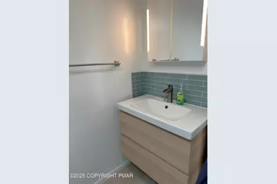  220 Sage Lane, East Stroudsburg, PA 18301 - Photo 9