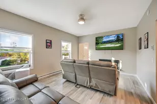 42 Skyline Dr, Covington Township, PA 18424 - Photo 19