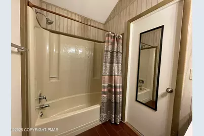  533 Cayuga Drive, Tobyhanna, PA 18466 - Photo 21