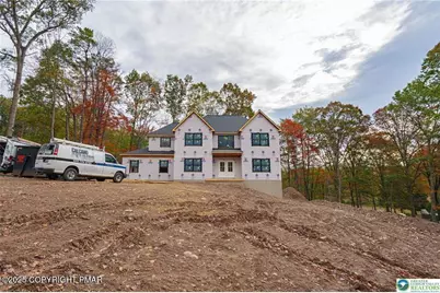  44 Regency, Brodheadsville, PA 18322 - Photo 3