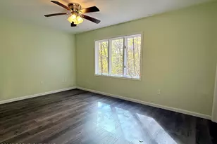 303 Otter Ct, Bushkill, PA 18324 - Photo 9
