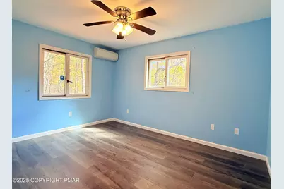  303 Otter Court, Bushkill, PA 18324 - Photo 11