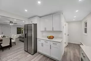 752 Toll Rd, Effort, PA 18330 - Photo 15