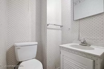  507 Thomas Street, Stroudsburg, PA 18360 - Photo 21