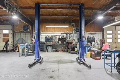  399 Oak Street, East Stroudsburg, PA 18301 - Photo 13