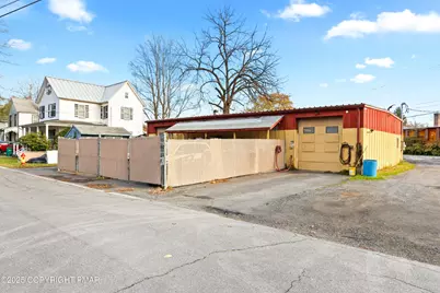  399 Oak Street, East Stroudsburg, PA 18301 - Photo 3
