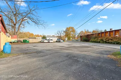  399 Oak Street, East Stroudsburg, PA 18301 - Photo 3