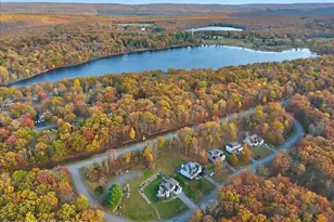 5123 Hemlock Ln, Tamiment, PA 18371 - Photo 81