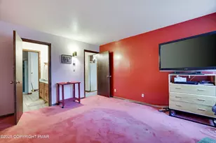 385 Saunders Dr, Bushkill, PA 18324 - Photo 23