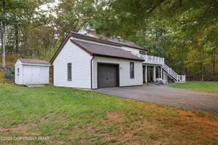 385 Saunders Dr, Bushkill, PA 18324 - Photo 41