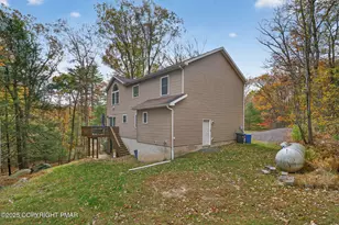 2541 Penn Hills Dr, Bartonsville, PA 18321 - Photo 29