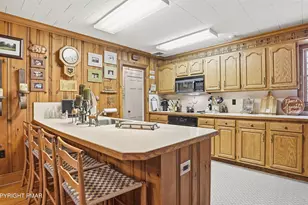 519 Pheasant Ln, Buck Hill Falls, PA 18323 - Photo 15
