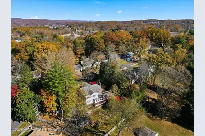 137 Berwick Heights Road, East Stroudsburg, PA 18301 - Photo 11