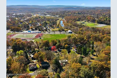  137 Berwick Heights Road, East Stroudsburg, PA 18301 - Photo 13