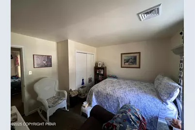  897 Country Place Drive, Tobyhanna, PA 18466 - Photo 19