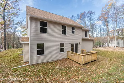  4263 Winchester Way, Bushkill, PA 18324 - Photo 5