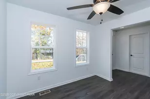 4263 Winchester Way, Bushkill, PA 18324 - Photo 15