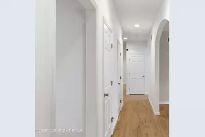  705 Garden Court, East Stroudsburg, PA 18301 - Photo 25