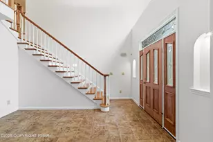 705 Garden Ct, East Stroudsburg, PA 18301 - Photo 11